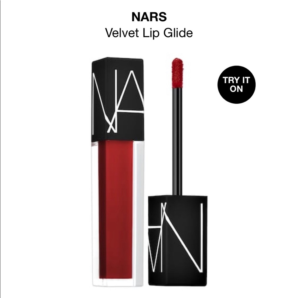 NARS velvet lip glide in Le palace